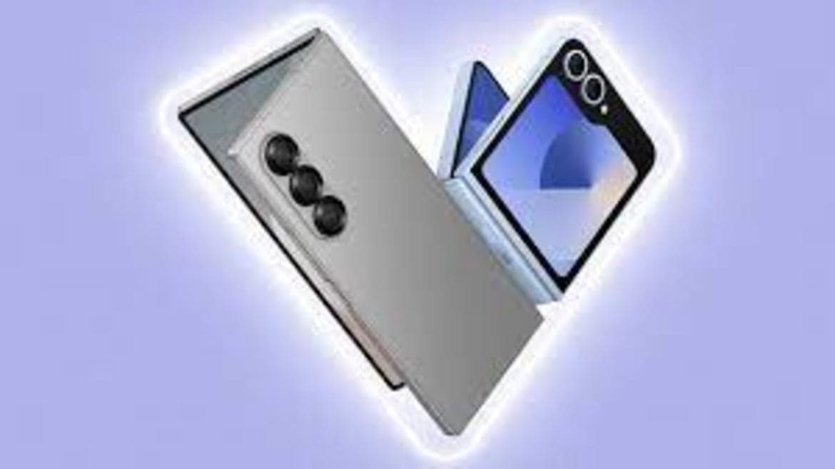 Samsung Galaxy Z Flip 7 vs. Galaxy Z Fold 7 in Kenya: What’s the Difference? | iTey Store Kenya